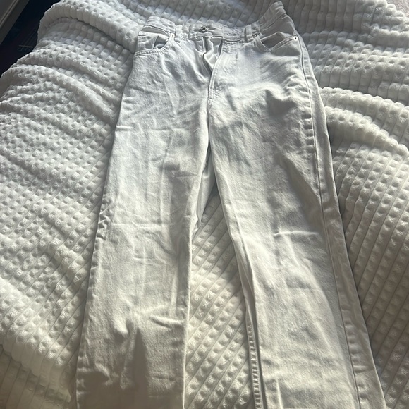 Jeans - Picture 1 of 2